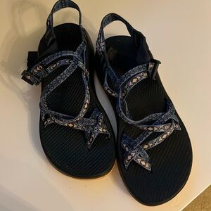 Women’s Chaco hiking/walking sandals